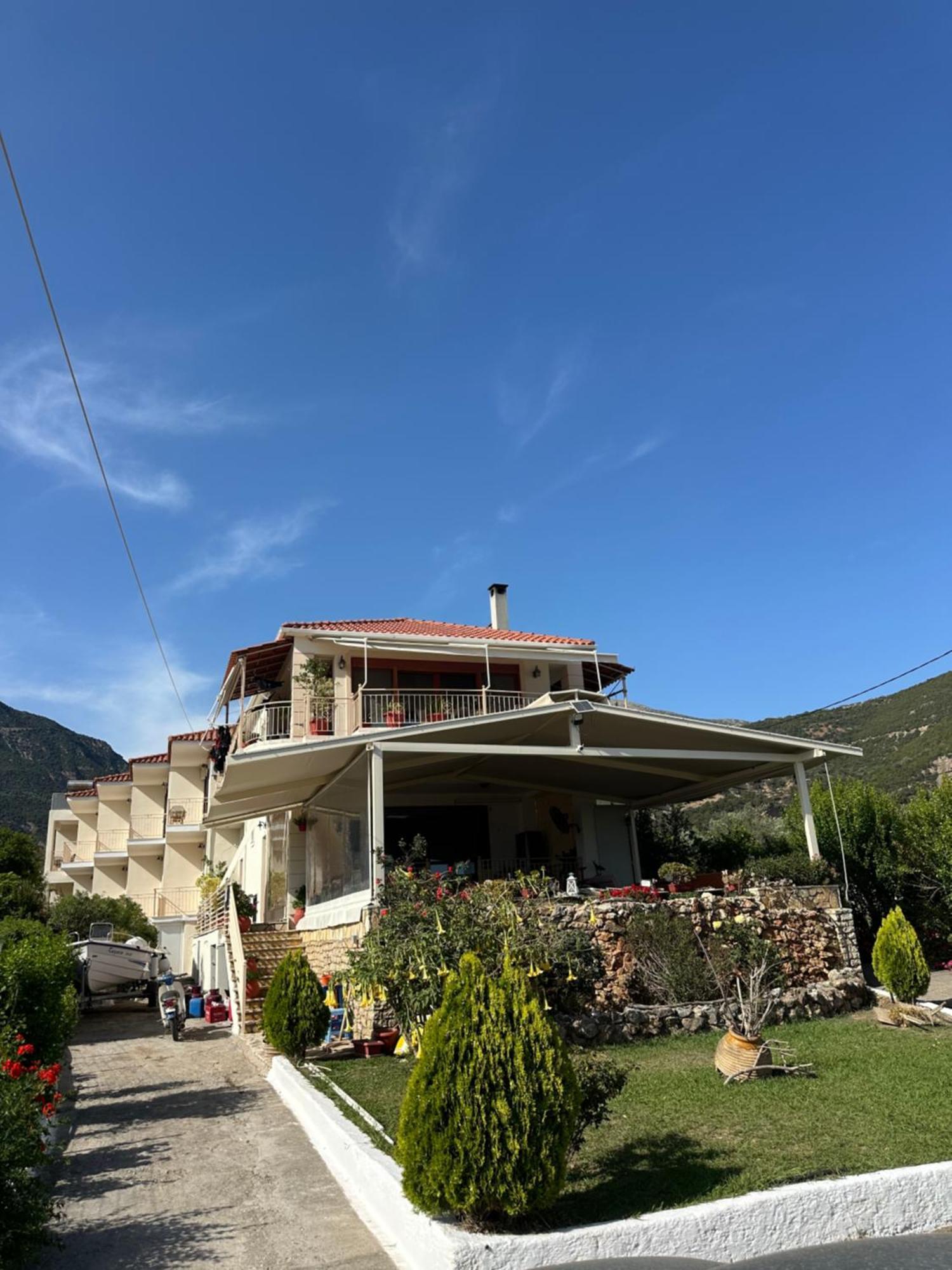 Evita Luxury Apartments Spilia (Central Greece) Exterior foto
